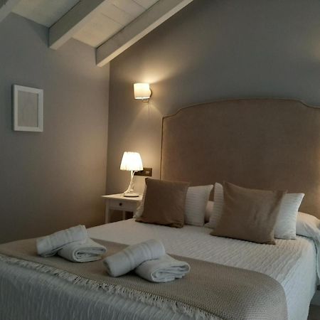 Apartamentos El Llanin Onís Quarto foto